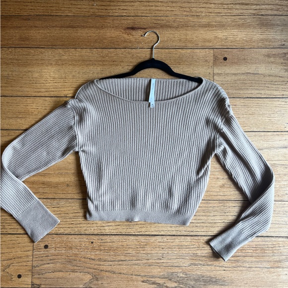 Aritzia Tan Babaton Sweater - Picture 4 of 5